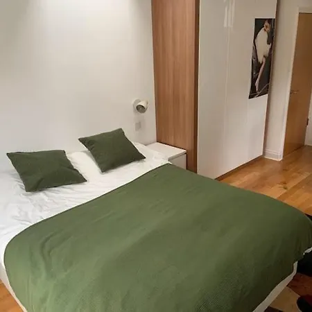 Lovely Spacious 1-Bedroom Flat In Tufnell Park Close To Central Londra Esterno foto