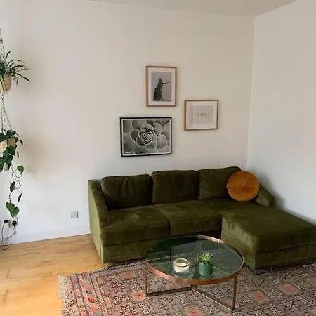 Lovely Spacious 1-Bedroom Flat In Tufnell Park Close To Central Londra Esterno foto