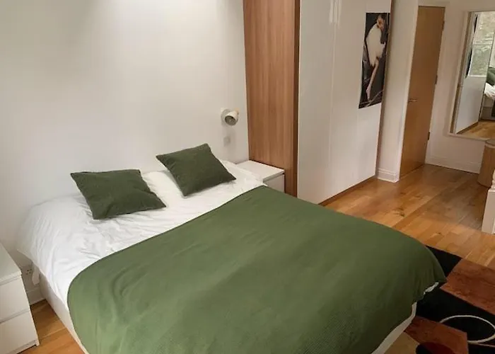 Lovely Spacious 1-Bedroom Flat In Tufnell Park Close To Central London