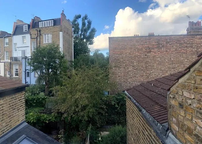 Lovely Spacious 1-Bedroom Flat In Tufnell Park Close To Central London