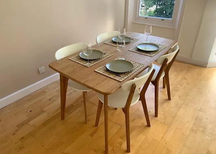 Lovely Spacious 1-Bedroom Flat In Tufnell Park Close To Central London